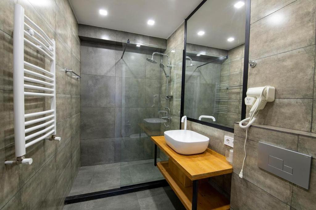 Genesis Bakuriani Hotel ภายนอก รูปภาพ